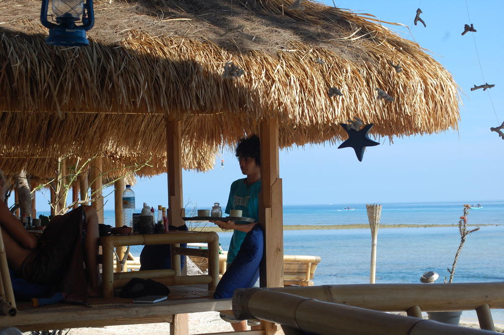 Star Bar And Bungalows Gili Air Extérieur photo