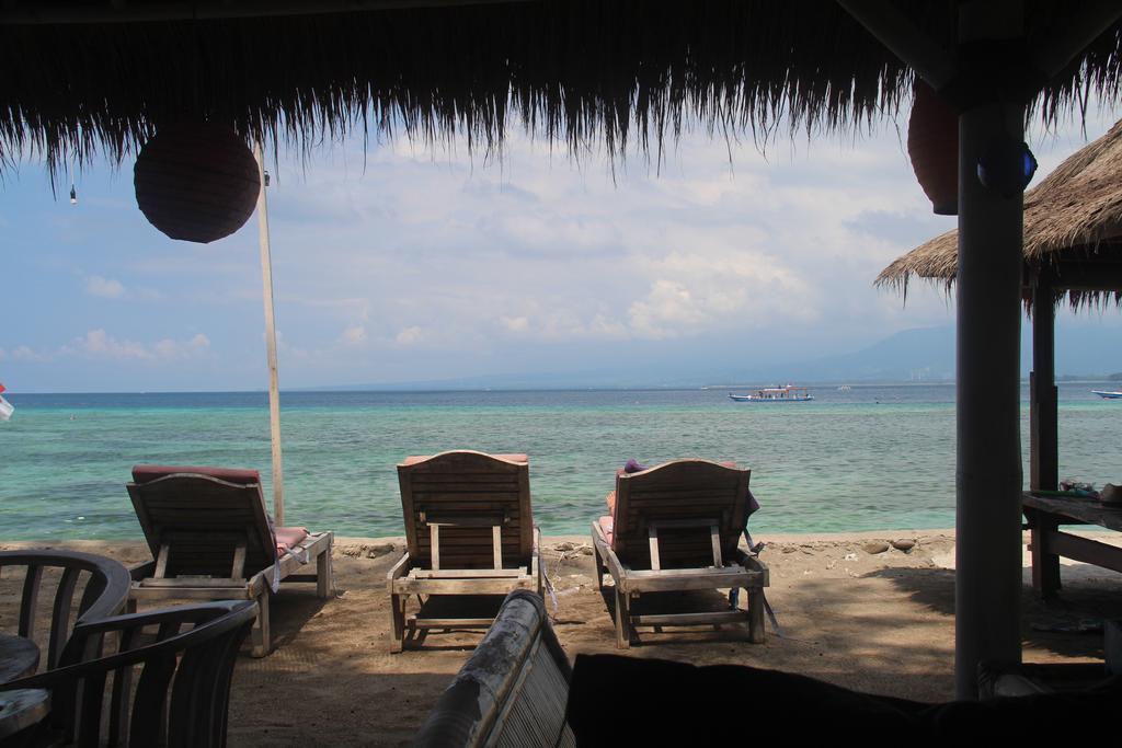 Star Bar And Bungalows Gili Air Extérieur photo