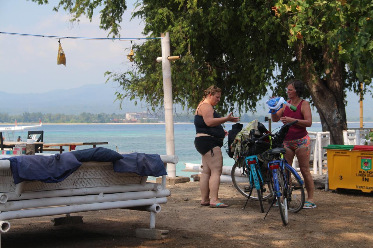 Star Bar And Bungalows Gili Air Extérieur photo